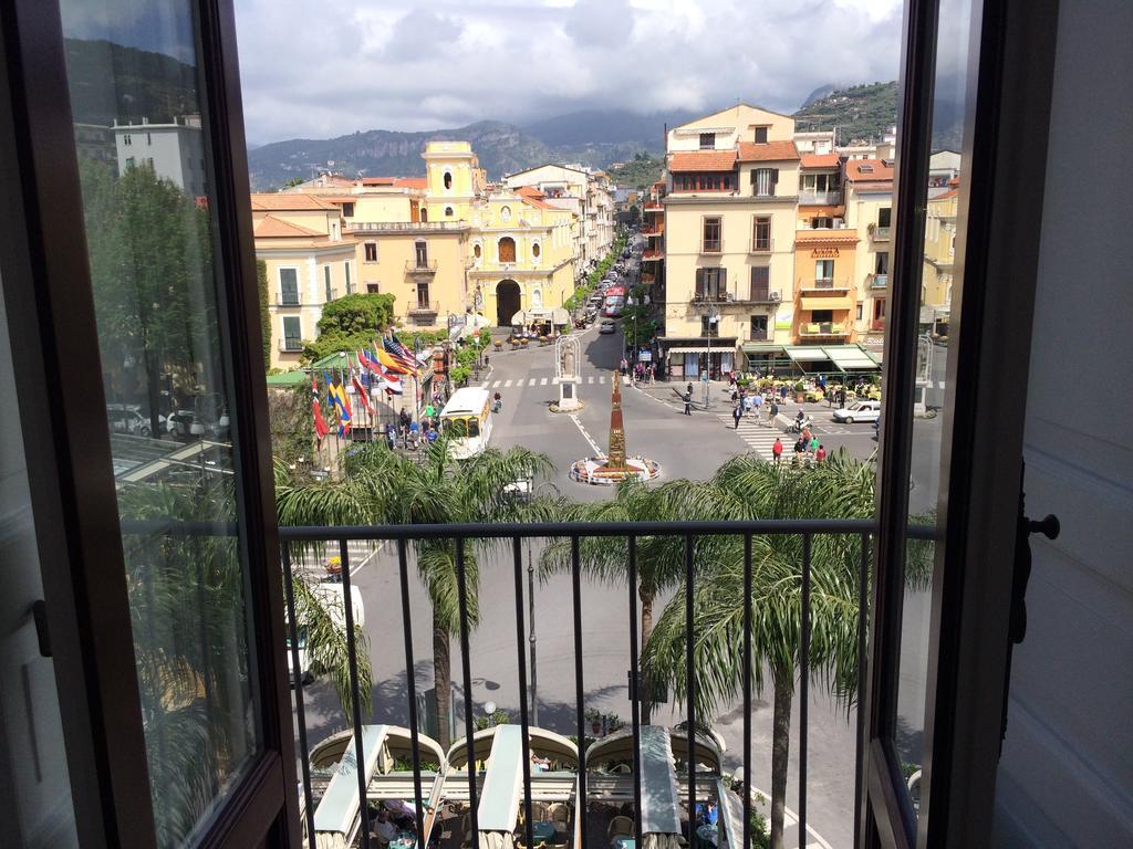 La Casa Dell'Orologio - Main Square Hotel Sorrento Cameră foto