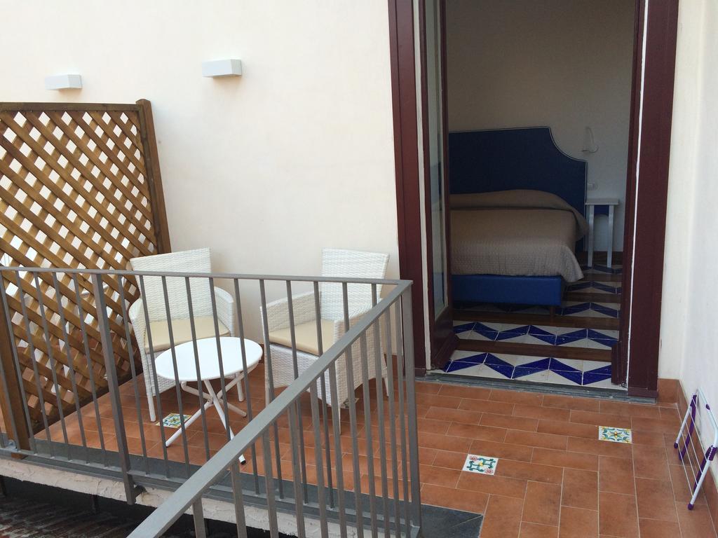 La Casa Dell'Orologio - Main Square Hotel Sorrento Cameră foto